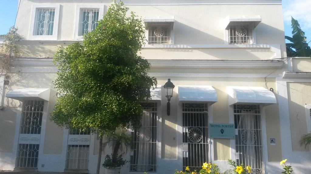 Hotel Portes 9 Santo Domingo Exterior photo