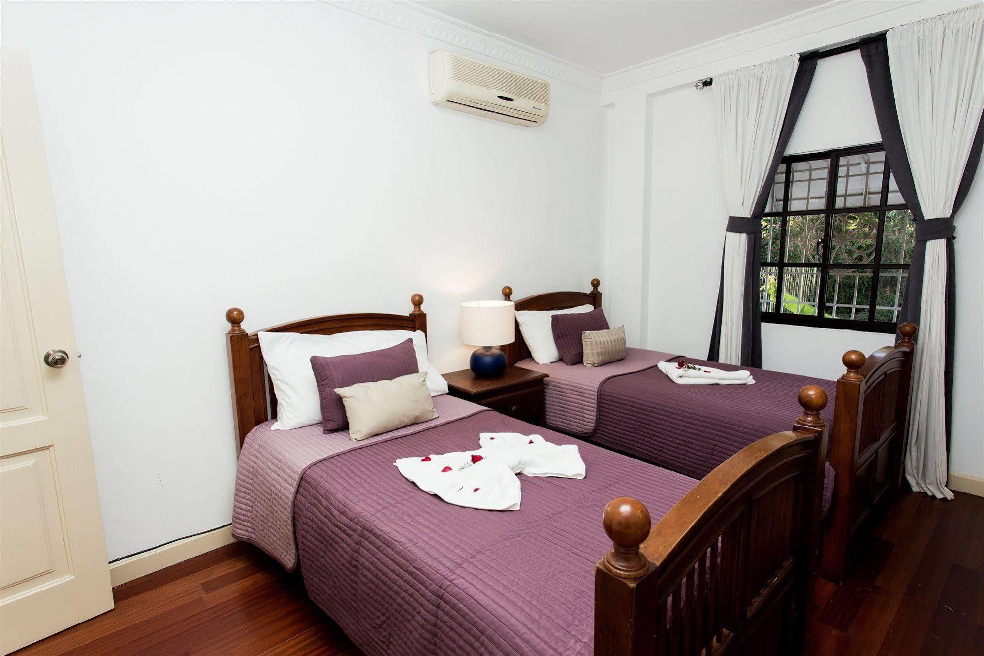 Hotel Portes 9 Santo Domingo Exterior photo